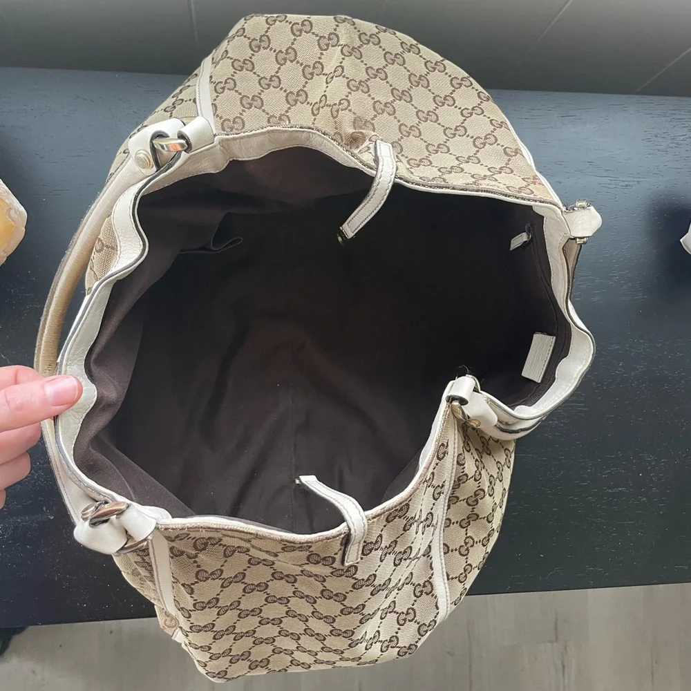 GUCCI CANVAS HOBO WITH SILVER HARDWARE